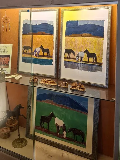 'Taos Pueblo Vistas'